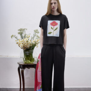 Wide pants with detail